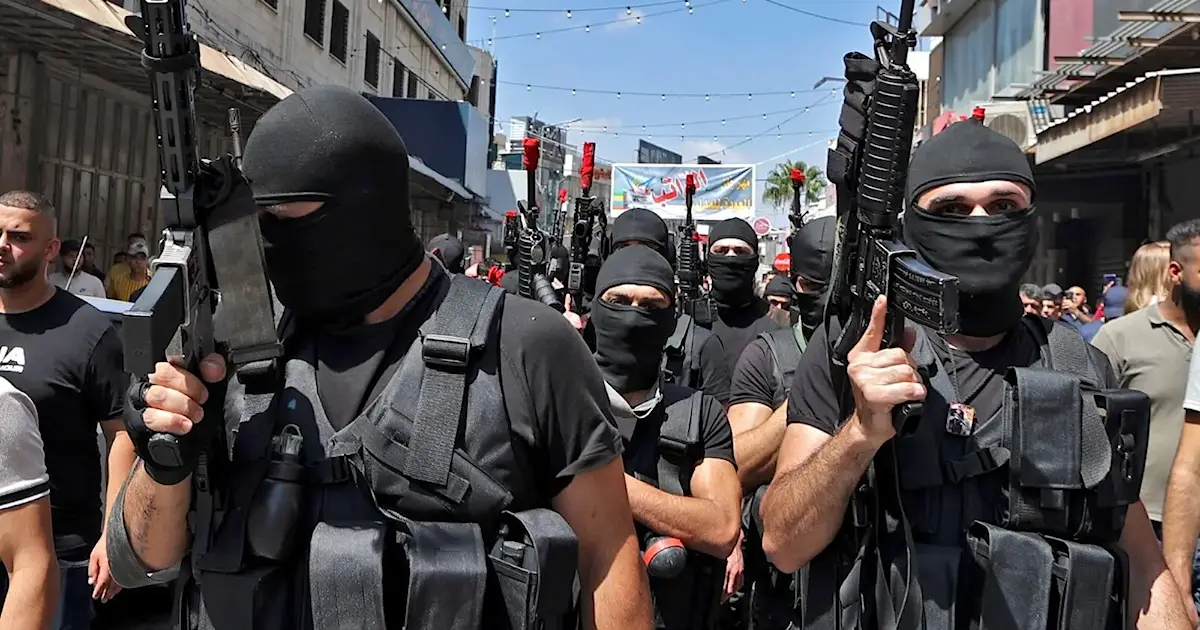 استشهاد شاب فلسطيني خلال اقتحام مخيم بلاطة وتصاعد التوترات في الضفة الغربية