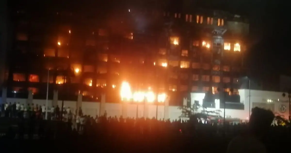 إخماد حريق كبير في مبنى مديرية أمن الإسماعيلية
