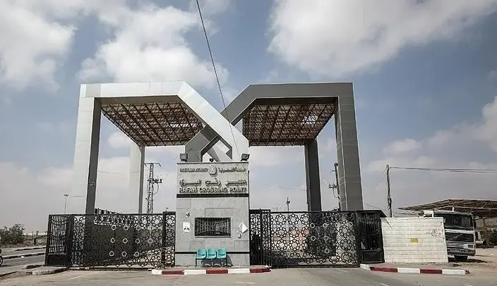 تحت ضغوط واشنطن: الاحتلال يعتزم إعادة فتح معبر رفح الأحد المقبل