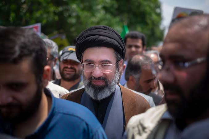 متخصّص إسرائيلي في الشأن الإيراني: القيادة في طهران نواةٌ صلبة وتتجه نحو عقيدة هجومية