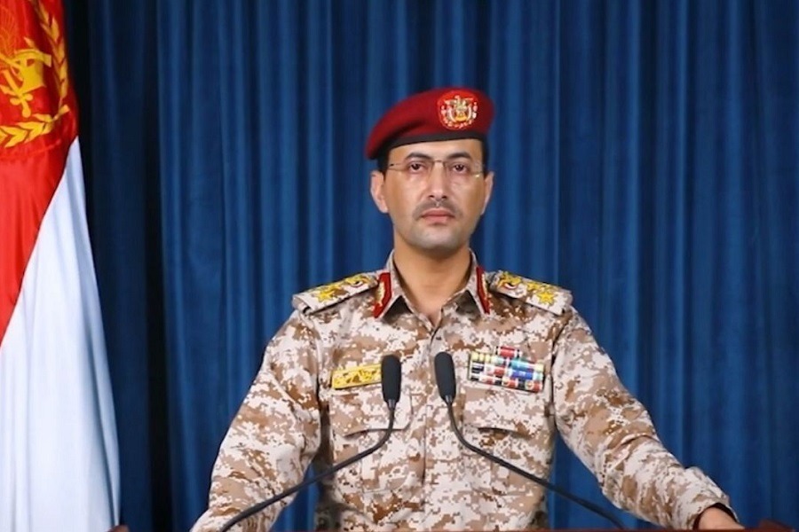 الدفاعات الجوية اليمنية تتصدى لتشكيل قتالي في تعز وتجبره على المغادرة