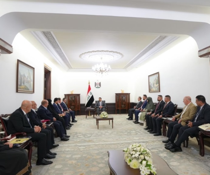 رئيس مجلس الوزراء يؤكد المضي في إقرار قانون الحشد الشعبي ويعلن دخول مرحلة البناء