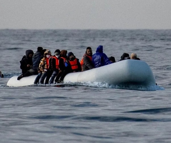 غرق قارب يقل نحو 270 شخصاً قبالة سواحل شمال قبرص