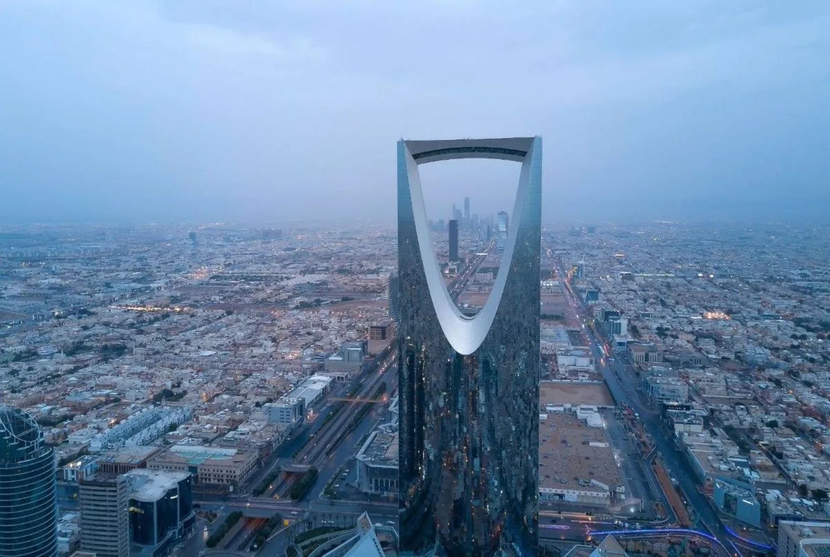 السعودية تستكشف فرص اقتراض بنحو 8 مليارات دولار لمواجهة تداعيات التوتر الإقليمي