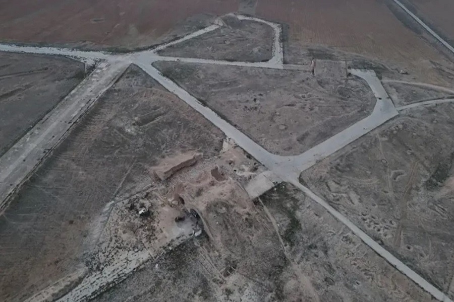 السفير الإسرائيلي لدى واشنطن: تركيا تجاوزت خطاً أحمر في سوريا والغارات استهدفت مطار أبو الظهور