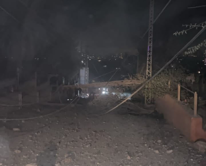 لبنان: قصف إسرائيلي يستهدف مبنى في دير الزهراني واستشهاد مسعف وإصابة اثنين في كفر رمان