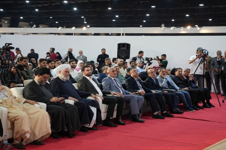 ندوة في معرض بغداد الدولي للكتاب تسلط الضوء على البعد الفكري والثقافي للشهيد القائد الإمام الخامنئي