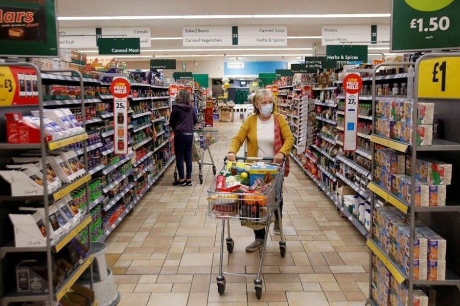 الغارديان: التضخم في بريطانيا يرتفع إلى 2.9% بفعل تداعيات الحرب على إيران