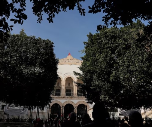 تونس: محكمة التعقيب تثبت أحكام "قضية التآمر" والسجن يصل إلى 45 عاماً
