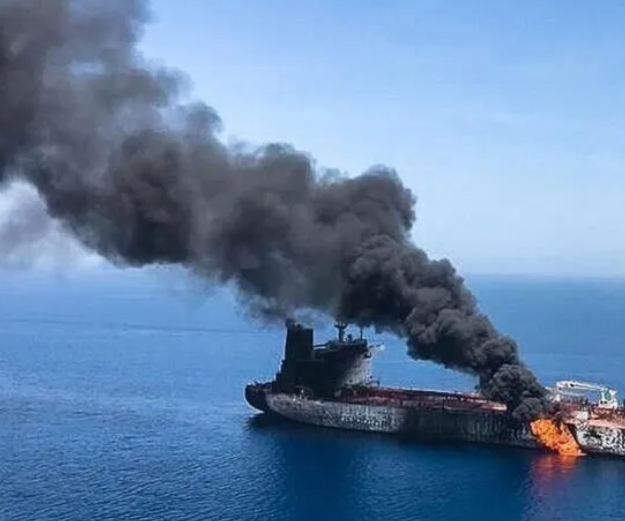 تعرض ناقلتين تحملان نفطاً سعودياً لهجوم بمضيق هرمز