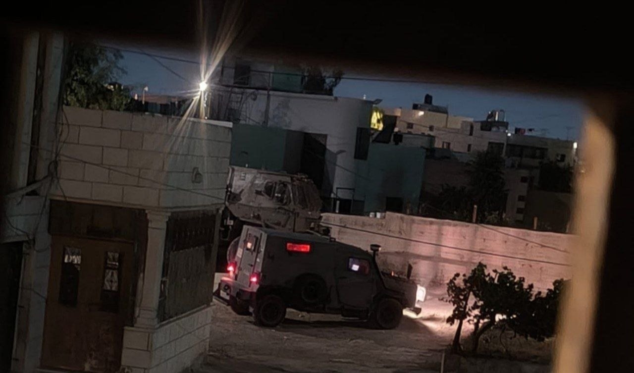 إصابة ثلاث فلسطينيات، بينهن طفلة، برصاص الاحتلال في بلدة الكرمل جنوب الخليل
