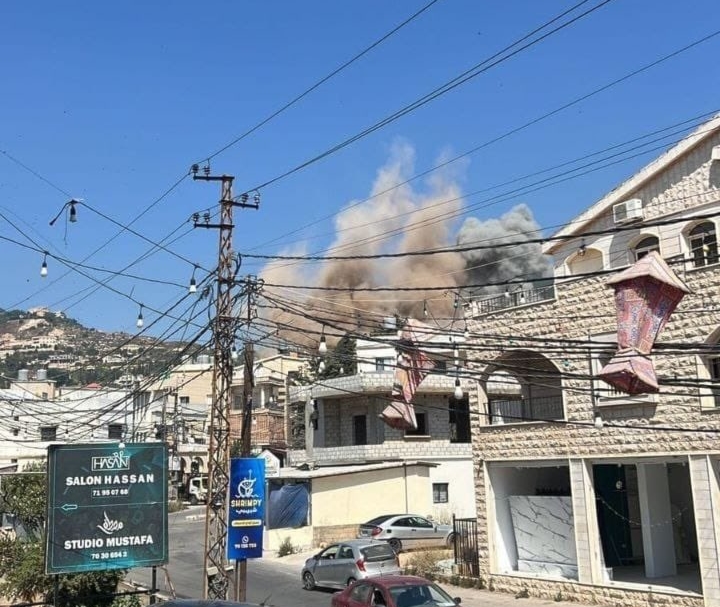 استشهاد عروس وإصابة آخرين بغارة إسرائيلية دمرت منزلاً في بلدة عربصاليم جنوب لبنان