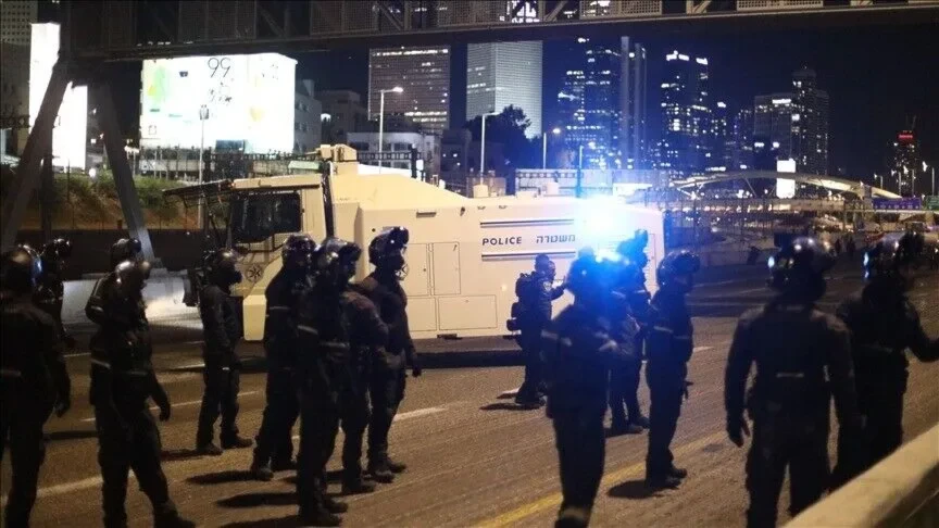 جندي إسرائيلي يطلق النار على عناصر شرطة الاحتلال في نتانيا