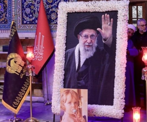 إيران: إقامة مراسم أربعين استشهاد القائد علي خامنئي في مصلى طهران بحضور رسمي وشعبي