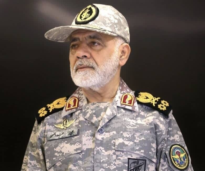 اللواء عبد اللهي يحذر الأعداء من "ردود مدمرة" ويؤكد جاهزية القوات المسلحة الإيرانية
