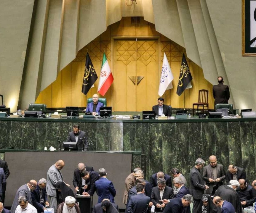 لجنة الأمن القومي الإيرانية تقر المادة الثالثة من مشروع أمن مضيق هرمز